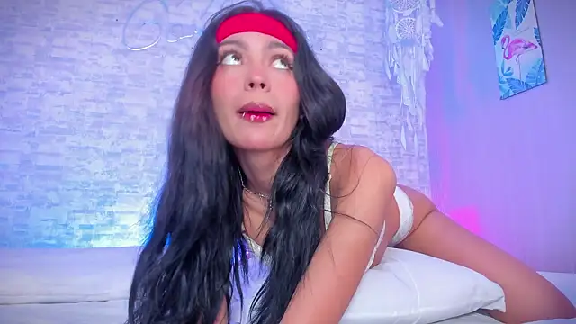 ayla lux online show from February 2026 06:32:02 AM