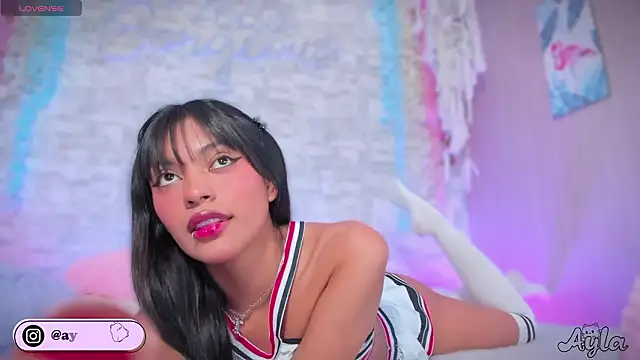 ayla lux online show from March 2026 05:36:02 AM