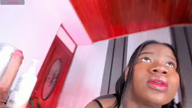 EbonyTanisha online show from June 2026 12:01:02 AM