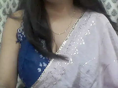 Snapshot of _Daisy chatting on April 2026 06:30:01 PM Daisy online show from April 2026 06:30:01 PM