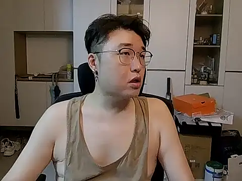 W0Ijn online show from April 2026 06:06:01 AM