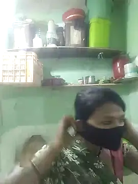 Snapshot of Miss__soniya106 chatting on February 2026 05:48:01 AM Miss soniya106 online show from February 2026 05:48:01 AM