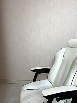 yenai xx online show from January 2026 02:41:01 PM