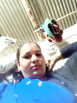 Hot hiuj online show from February 2026 06:47:01 PM