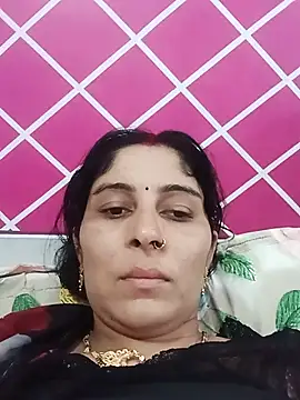 Snapshot of Hot_ree85 chatting on July 2026 04:48:01 AM Hot ree85 online show from July 2026 04:48:01 AM