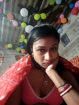 Snapshot of Night-Couple2 chatting on January 2026 05:37:01 PM Night-Couple2 online show from January 2026 05:37:01 PM