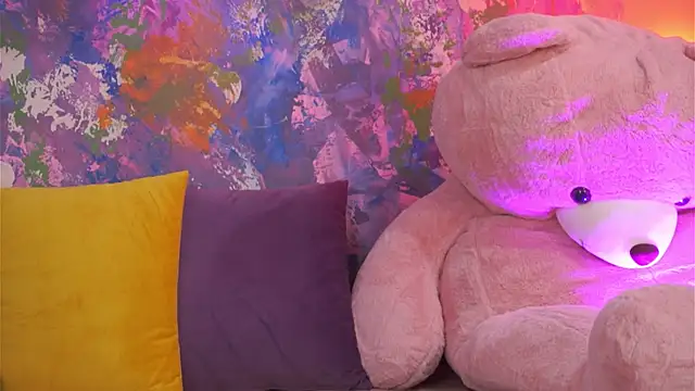 Ava Solis online show from April 2026 10:10:02 PM