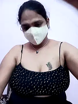 Snapshot of Ammu14399 chatting on January 2026 07:35:02 AM Ammu14399 online show from January 2026 07:35:02 AM