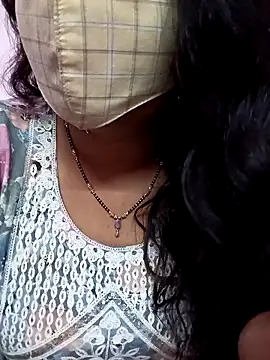 Snapshot of Ammu14399 chatting on February 2026 05:25:01 AM Ammu14399 online show from February 2026 05:25:01 AM