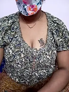Snapshot of Ammu14399 chatting on May 2026 06:19:02 AM Ammu14399 online show from May 2026 06:19:02 AM