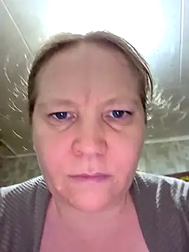 Snapshot of Didi_Evvie chatting on January 2026 04:21:02 PM Didi Evvie online show from January 2026 04:21:02 PM