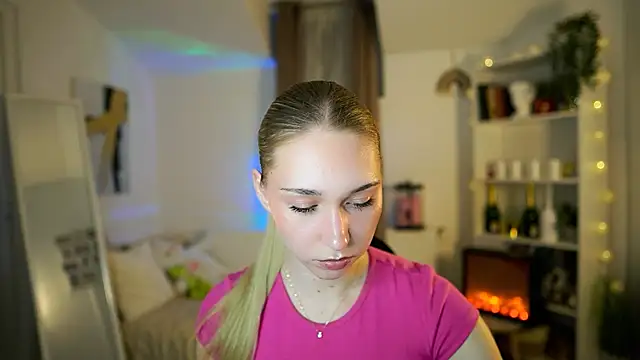 MilaBunny2000 online show from March 2026 02:56:02 PM