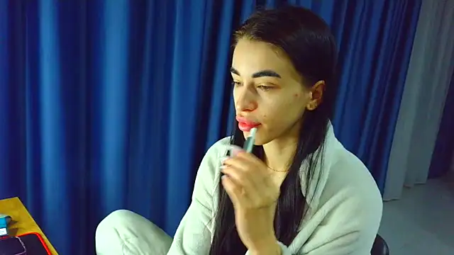 Vlada Elfie online show from March 2026 03:07:02 AM