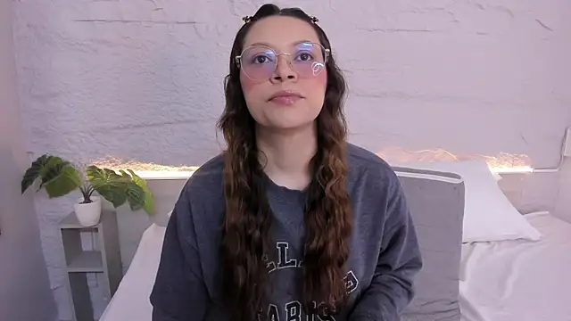 lanna 18  online show from March 2026 11:49:02 AM