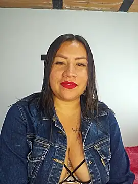 emilysofy online show from January 2026 07:39:01 PM