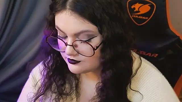 PixelMiss online show from May 2026 02:05:02 AM