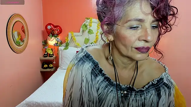 Dalila Najjar  online show from April 2026 02:40:01 PM