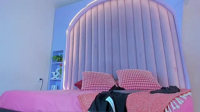 AmberStonne   online show from February 2026 02:52:01 AM