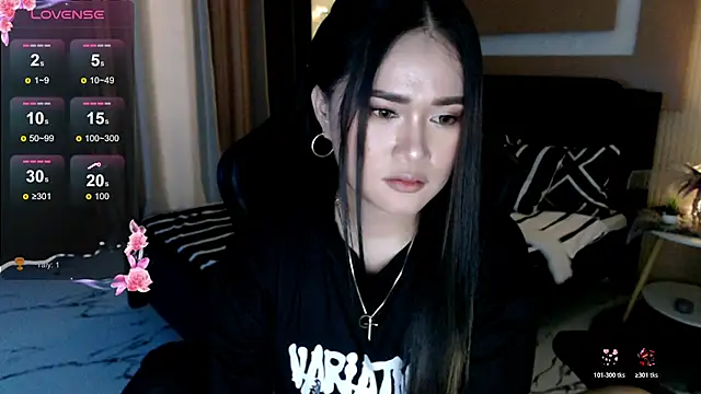 Snapshot of simplykhate chatting on May 2026 03:23:02 AM simplykhate online show from May 2026 03:23:02 AM