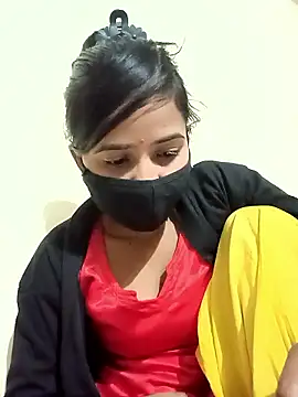 Snapshot of Rennu0082 chatting on January 2026 04:53:02 PM Rennu0082 online show from January 2026 04:53:02 PM