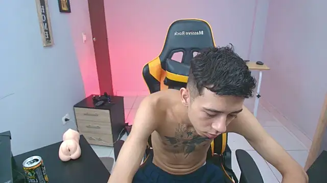 Saenz davis21 online show from January 2026 02:59:01 AM