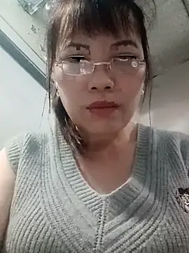 Snapshot of Sana-vn chatting on February 2026 05:47:02 AM Sana-vn online show from February 2026 05:47:02 AM