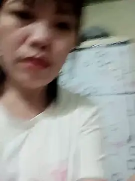 Snapshot of Sana-vn chatting on March 2026 05:41:02 PM Sana-vn online show from March 2026 05:41:02 PM