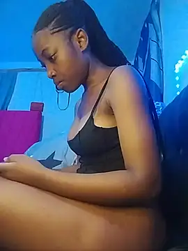 Snapshot of smily_sophia chatting on May 2026 08:11:01 AM smily sophia online show from May 2026 08:11:01 AM
