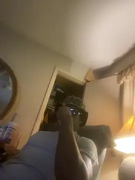 LiveeNunkutt online show from January 2026 07:48:01 PM