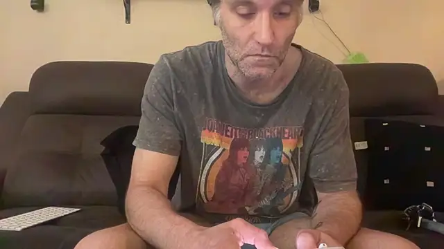 Snapshot of wolverinedream chatting on June 2026 04:17:02 PM wolverinedream online show from June 2026 04:17:02 PM