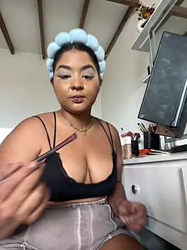 Isabella Belmont online show from January 2026 06:32:02 PM