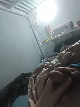 Wowxzzx online show from June 2026 07:45:02 PM