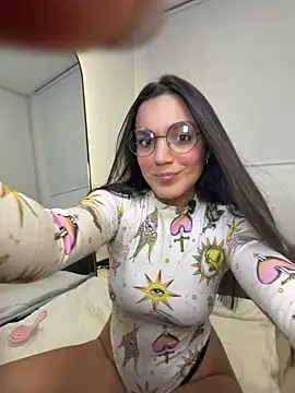 Snapshot of EVA_WILD1 chatting on March 2026 01:12:02 AM EVA WILD1 online show from March 2026 01:12:02 AM