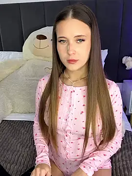 EmilieFox online show from January 2026 06:28:01 AM