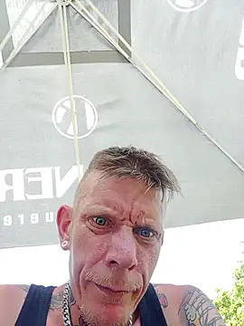 Der Schoene Penis online show from May 2026 11:07:01 AM
