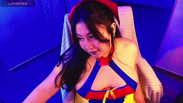 Sweet lenna online show from February 2026 08:46:02 PM