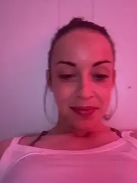 queenserenaxo online show from January 2026 01:31:02 AM