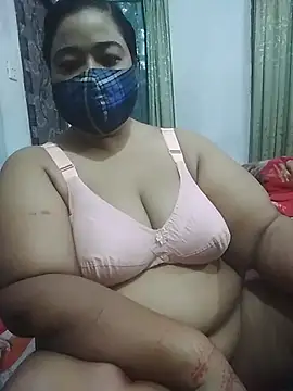 momo loves online show from March 2026 06:09:02 PM