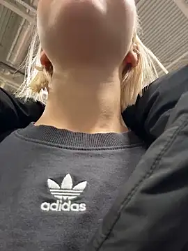 Snapshot of AshleyMur chatting on January 2026 04:16:01 AM AshleyMur online show from January 2026 04:16:01 AM