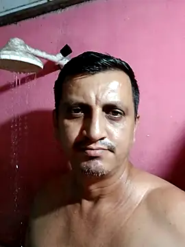 Snapshot of Danielzinho36 chatting on January 2026 04:00:01 PM Danielzinho36 online show from January 2026 04:00:01 PM