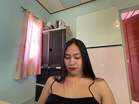 Snapshot of Mira_Janee chatting on February 2026 03:16:02 AM Mira Janee online show from February 2026 03:16:02 AM