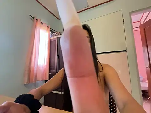 Snapshot of Mira_Janee chatting on February 2026 04:41:01 AM Mira Janee online show from February 2026 04:41:01 AM