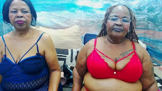 Snapshot of SEXY_MATURExx chatting on June 2026 04:42:02 PM SEXY MATURExx online show from June 2026 04:42:02 PM