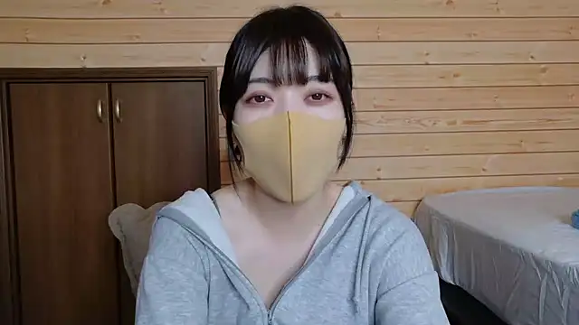 minami room online show from June 2026 06:54:02 AM