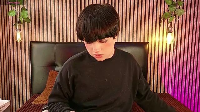 Snapshot of Hiddenhotcake chatting on April 2026 07:05:01 PM Hiddenhotcake online show from April 2026 07:05:01 PM