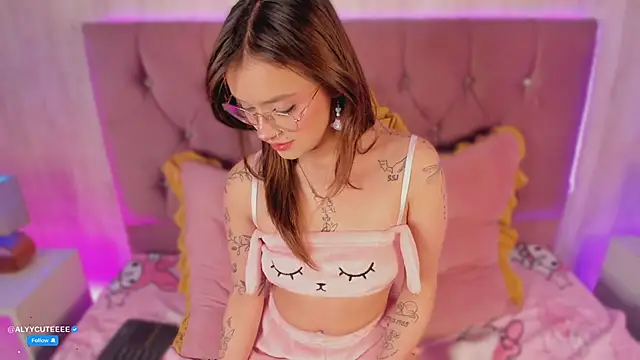 alyy cut3 online show from March 2026 08:14:01 PM