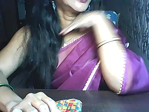 Snapshot of Tara-rathod05 chatting on January 2026 10:04:01 PM Tara-rathod05 online show from January 2026 10:04:01 PM