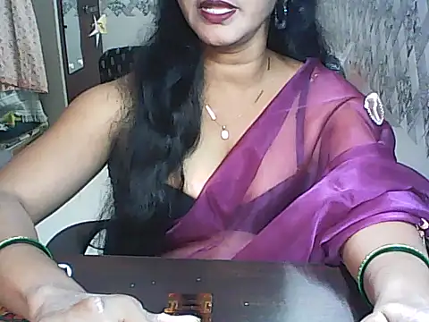 Snapshot of Tara-rathod05 chatting on January 2026 03:28:02 PM Tara-rathod05 online show from January 2026 03:28:02 PM