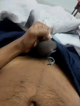 Snapshot of OutsizedVent chatting on February 2026 04:00:01 PM OutsizedVent online show from February 2026 04:00:01 PM