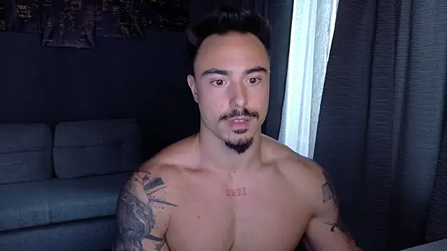 Snapshot of Master_Lukas chatting on April 2026 01:28:02 PM Master Lukas online show from April 2026 01:28:02 PM